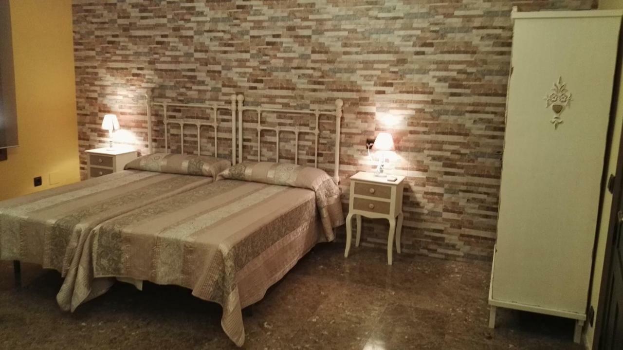 Casa Tiburcio Daire Arenas de San Pedro Dış mekan fotoğraf